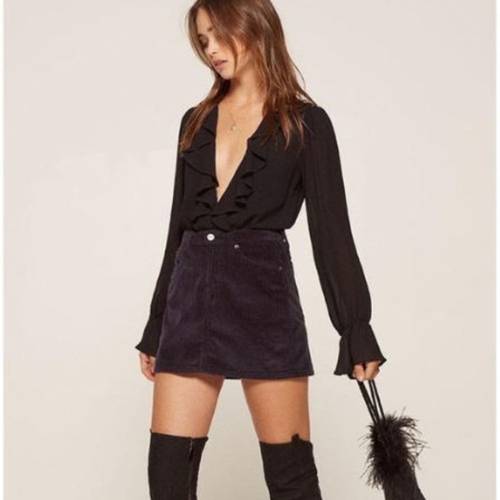 NEW   reformation long sleeve penny  ruffle bodysuit in black